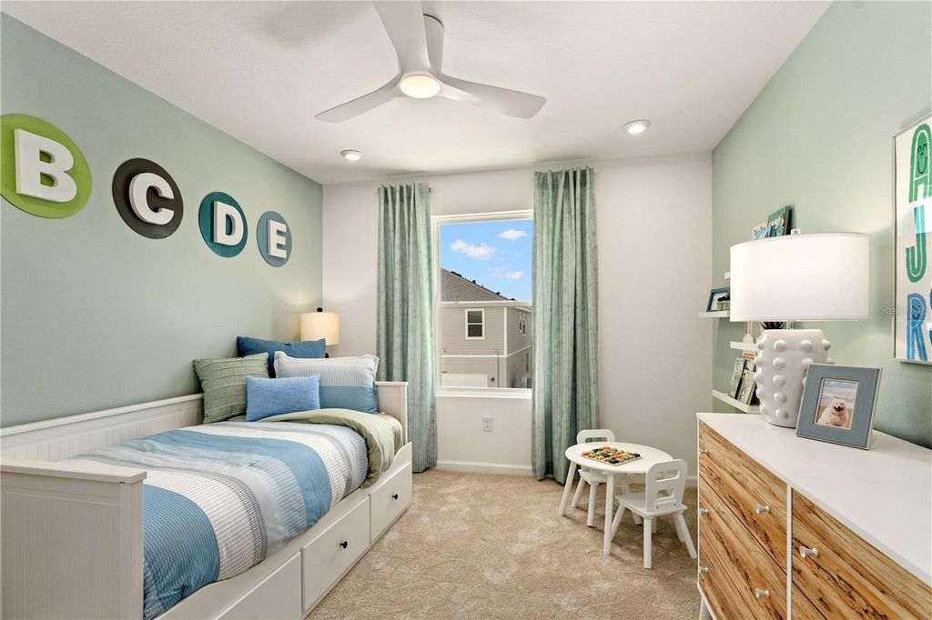 Image 16 of property listing at 10023 GAZEBO ALLEY, Orlando, FL 32832