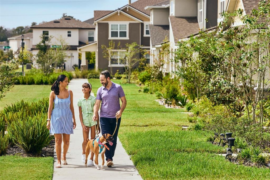 Image 43 of property listing at 10023 GAZEBO ALLEY, Orlando, FL 32832