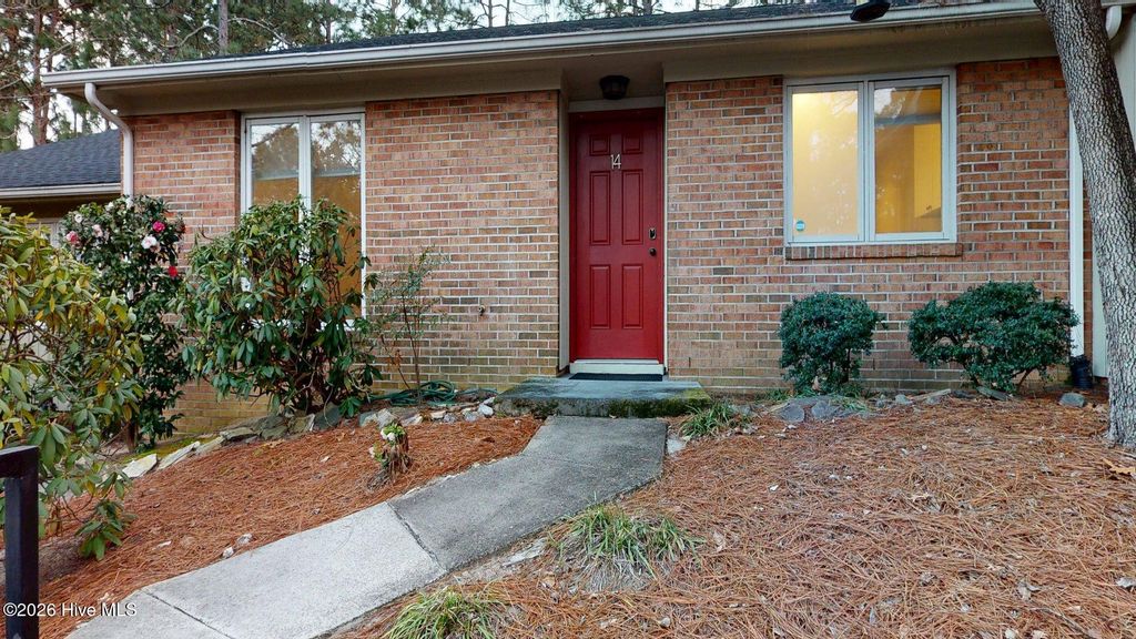 14 Garden Villa Drive, Pinehurst, NC 28374