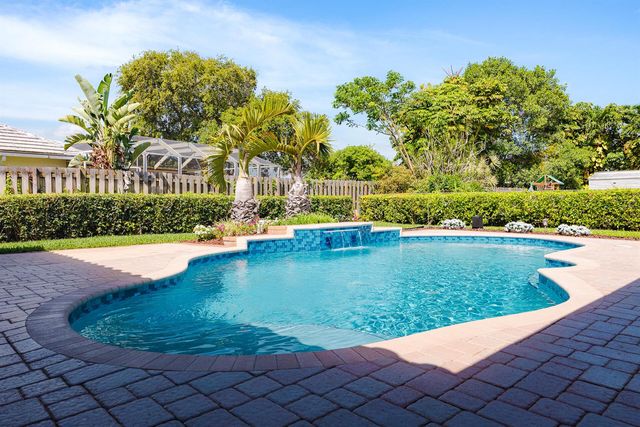 10670 NW 42nd Drive, Coral Springs, FL 33065