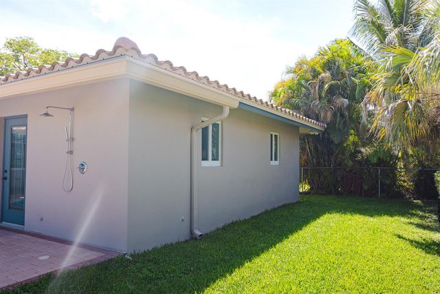 10670 NW 42nd Drive, Coral Springs, FL 33065