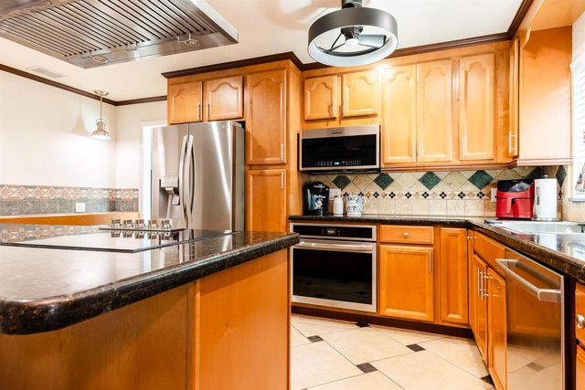 10670 NW 42nd Drive, Coral Springs, FL 33065