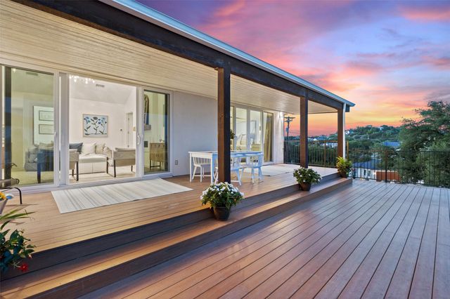 2449 Crosswind DR, Lakeway, TX 78669