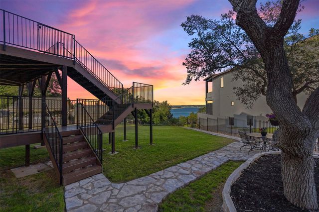 2449 Crosswind DR, Lakeway, TX 78669