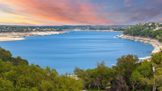 2449 Crosswind DR, Lakeway, TX 78669