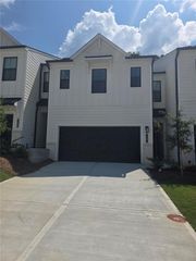 7437 Quinn Place 140, Flowery Branch, GA 30542
