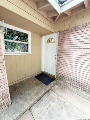 4438 NEWCOME DR, San Antonio, TX 78229