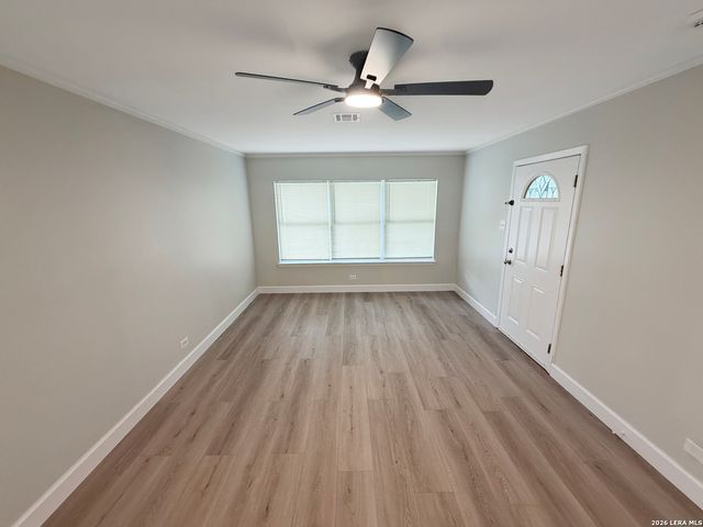 4438 NEWCOME DR, San Antonio, TX 78229