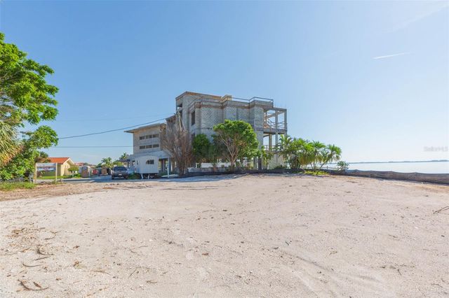 5400 ALOHA DRIVE, St Pete Beach, FL 33706