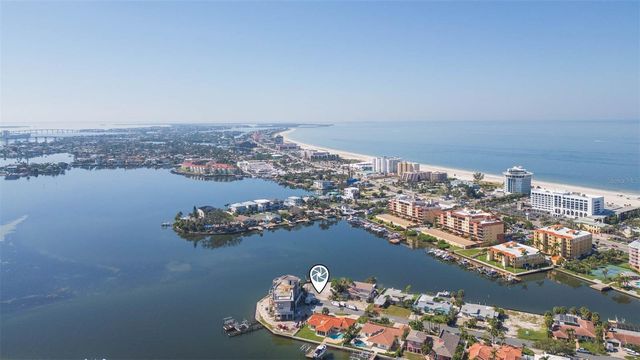 5400 ALOHA DRIVE, St Pete Beach, FL 33706