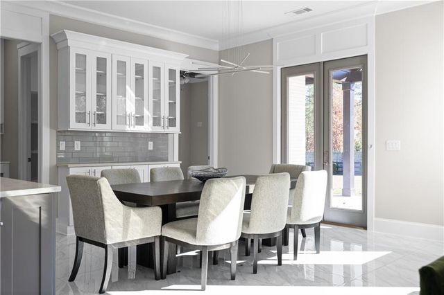 3935 Allen Lane, Buford, GA 30519