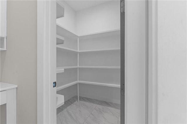 3935 Allen Lane, Buford, GA 30519