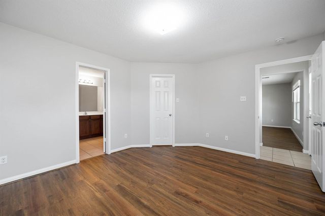 9815 Onyx Trail Drive, Rosharon, TX 77583