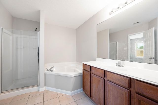 9815 Onyx Trail Drive, Rosharon, TX 77583