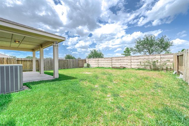 9815 Onyx Trail Drive, Rosharon, TX 77583