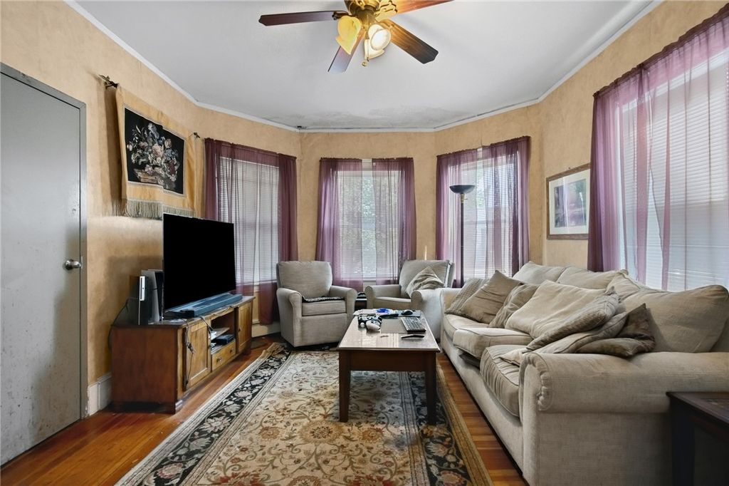 574 Smith Street, Providence, RI 02919