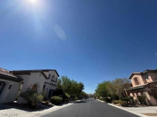 10003 Emerald Pools Street, Las Vegas, NV 89178