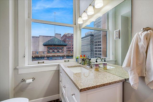 10 N Main St Apt 602, Memphis, TN 38103