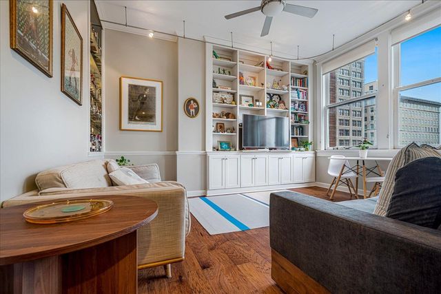 10 N Main St Apt 602, Memphis, TN 38103