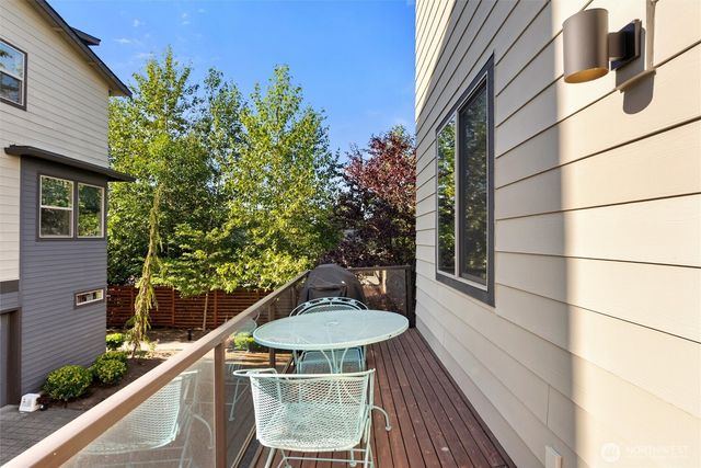 347 Chelan Avenue NE, Renton, WA 98059
