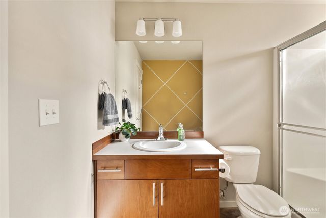 347 Chelan Avenue NE, Renton, WA 98059
