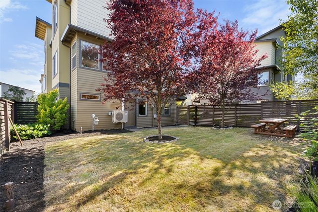 347 Chelan Avenue NE, Renton, WA 98059