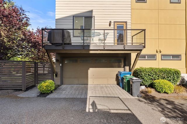 347 Chelan Avenue NE, Renton, WA 98059