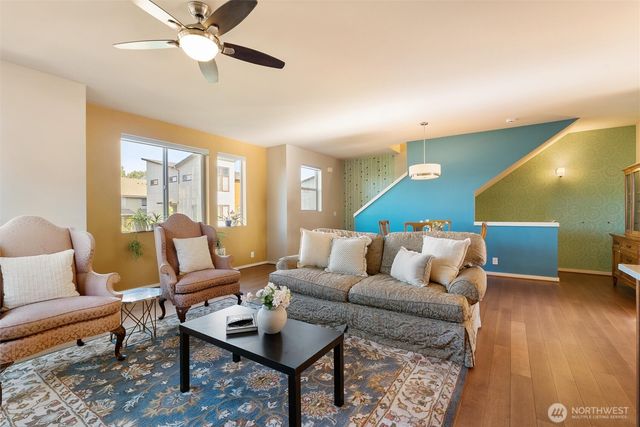 347 Chelan Avenue NE, Renton, WA 98059