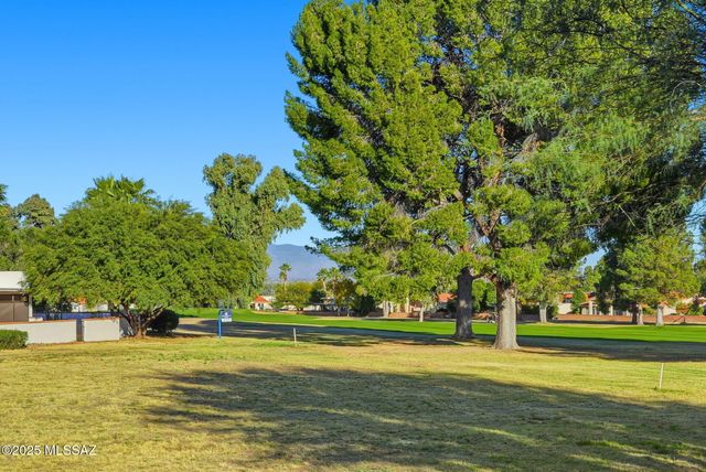 1222 N Paseo Del Cervato, Green Valley, AZ 85614