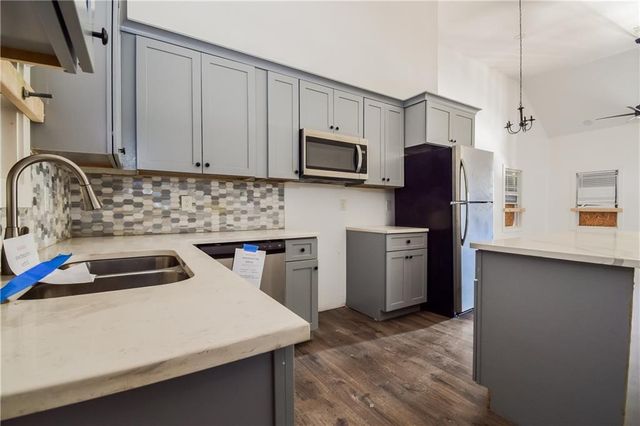 1114 Oak Knoll SE Terrace, Atlanta, GA 30315