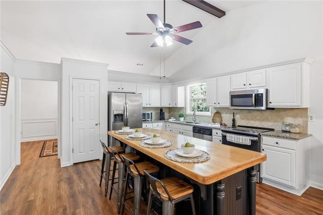 7660 Donington Park Drive, Cumming, GA 30040