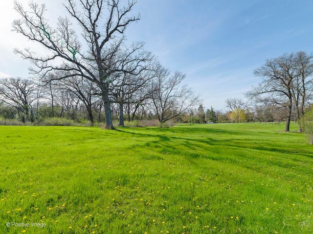 215 Oak Brook Road, Oak Brook, IL 60523