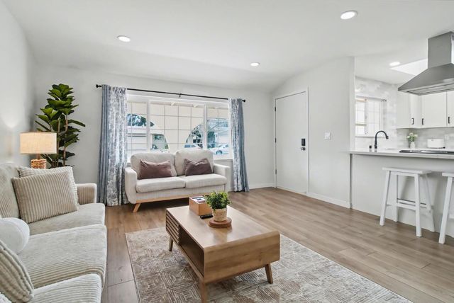 3950 Hamilton Park Drive, San Jose, CA 95130