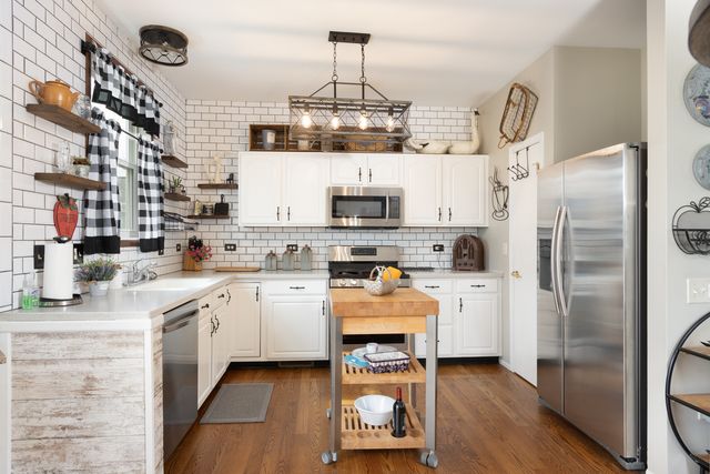 13173 Stonebridge Lane, Huntley, IL 60142