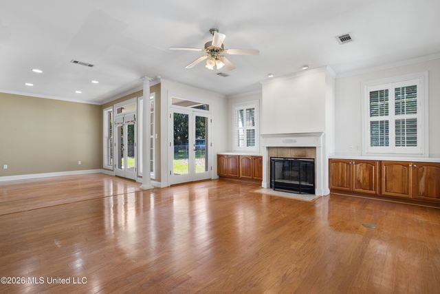 501 General Pershing Avenue, Ocean Springs, MS 39564
