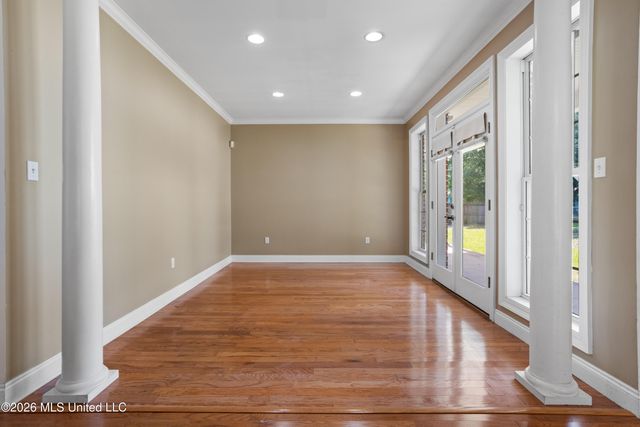 501 General Pershing Avenue, Ocean Springs, MS 39564
