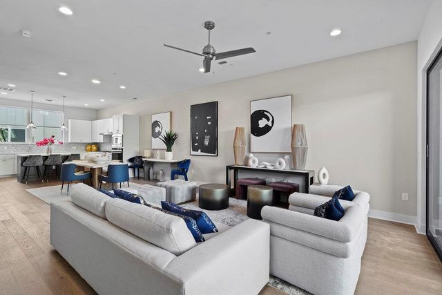 3822 Berkman DR, Austin, TX 78723