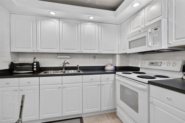 1913 S Ocean Drive 230, Hallandale Beach, FL 33009