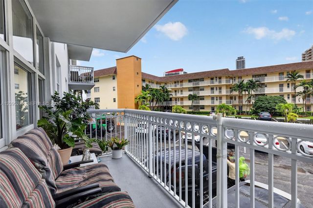 1913 S Ocean Drive 230, Hallandale Beach, FL 33009