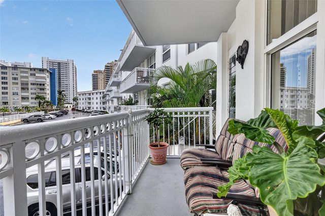 1913 S Ocean Drive 230, Hallandale Beach, FL 33009