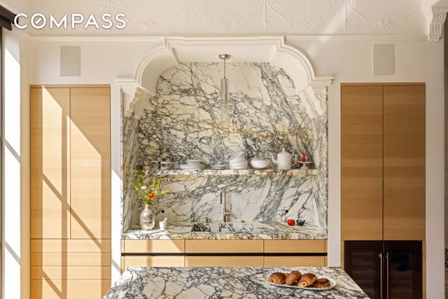 382 Degraw Street, New York City, NY 11231