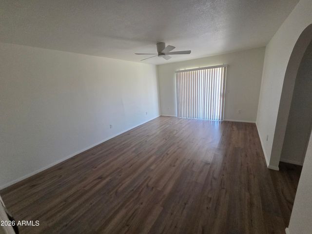 3746 W SURREY Avenue, Phoenix, AZ 85029