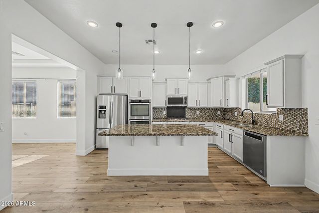 10614 E LINCOLN Avenue, Mesa, AZ 85212