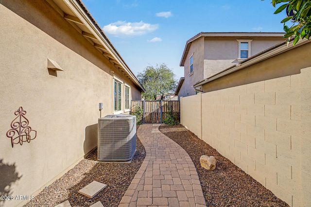 10614 E LINCOLN Avenue, Mesa, AZ 85212