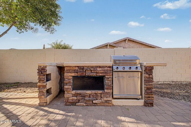10614 E LINCOLN Avenue, Mesa, AZ 85212