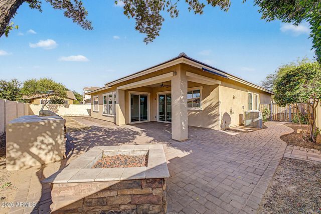 10614 E LINCOLN Avenue, Mesa, AZ 85212