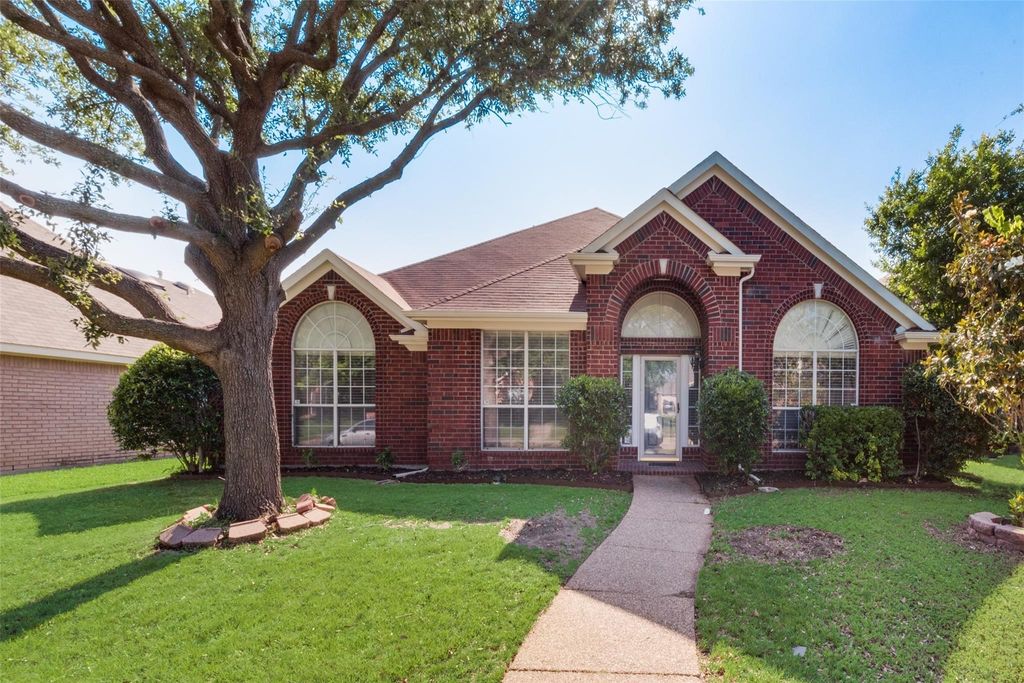 806 Ashley Lane, Allen, TX 75002