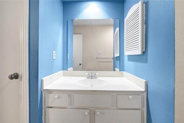 7911 Kendalia Drive, Houston, TX 77036