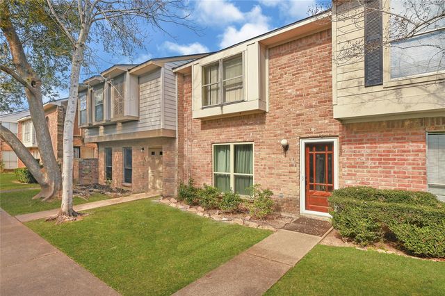 7911 Kendalia Drive, Houston, TX 77036