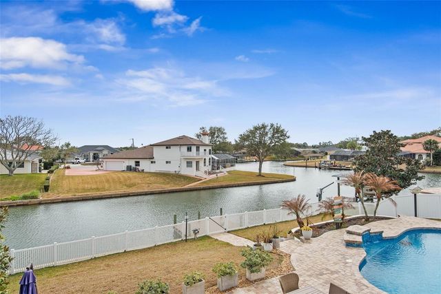 15 Colony Ct, Palm Coast, FL 32137